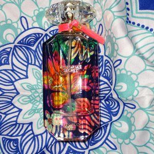 Victoria's Secret Very Sexy Now fragrance